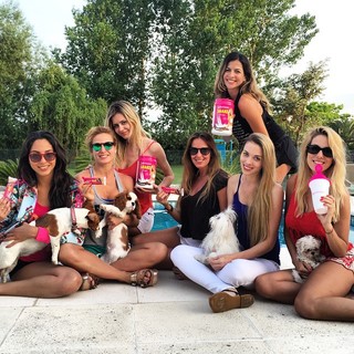 Jessica Cirio feet photo thumbnail