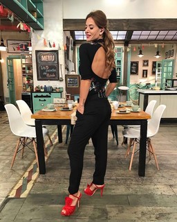 Jessica Cirio feet photo thumbnail