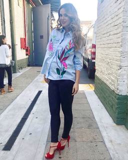 Jessica Cirio feet photo thumbnail