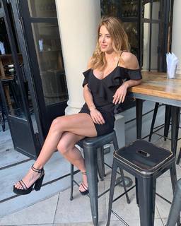 Jessica Cirio feet photo thumbnail