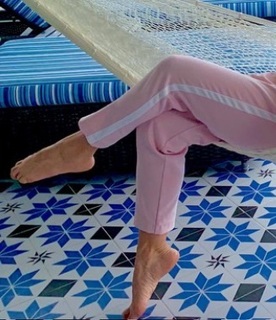 Jessica Cirio feet photo thumbnail