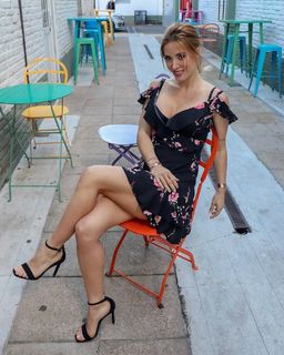 Jessica Cirio feet photo thumbnail