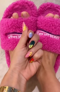 Jessica Cirio feet photo thumbnail