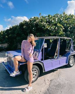 Jessica Cirio feet photo thumbnail