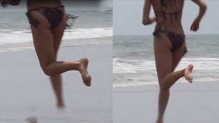 Jessica Clements feet photo 6