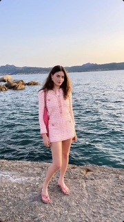 Jessica Clements feet photo 4