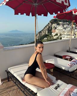 Jessica Clements feet photo 18