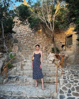 Jessica Clements feet photo 7