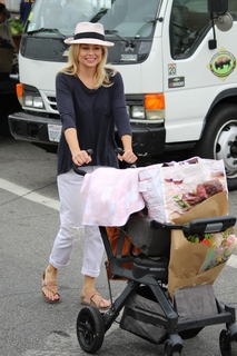 Jessica Collins feet photo 19