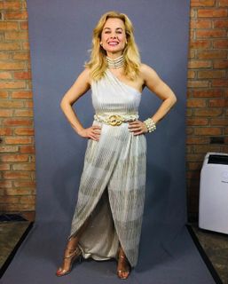 Jessica Collins feet photo 1