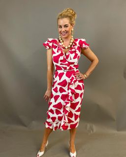 Jessica Collins feet photo 14