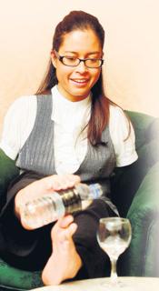 Jessica Cox feet photo 7