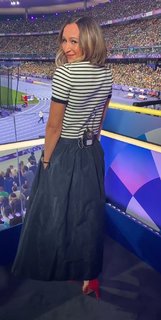Jessica Ennis-Hill feet photo thumbnail