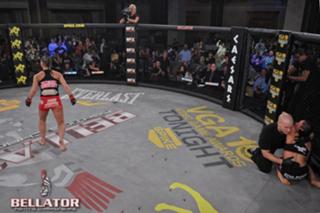 Jessica Eye feet photo 11
