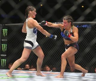 Jessica Eye feet photo 11