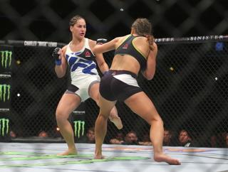 Jessica Eye feet photo 10