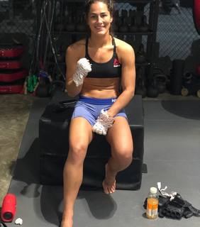 Jessica Eye feet photo 19