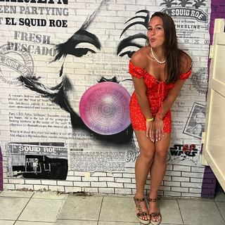 Jessica Eye feet photo 2