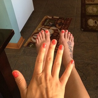 Jessica Eye feet photo 1