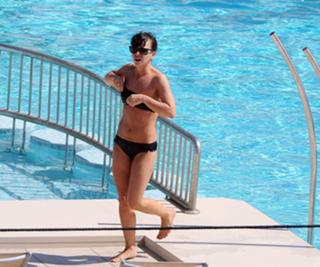 Jessica Fox feet photo 15