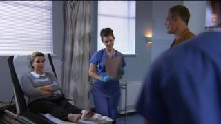 Jessica Fox feet photo 17