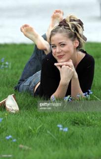 Jessica Ginkel feet photo thumbnail