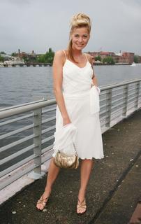 Jessica Ginkel feet photo thumbnail