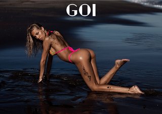 Jessica Goicoechea feet photo thumbnail