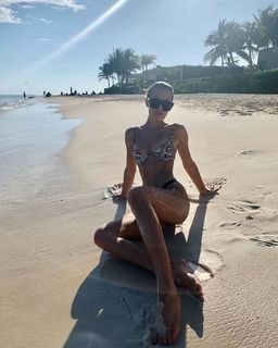 Jessica Goicoechea feet photo thumbnail