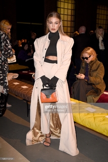 Jessica Goicoechea feet photo thumbnail