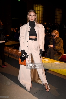 Jessica Goicoechea feet photo thumbnail