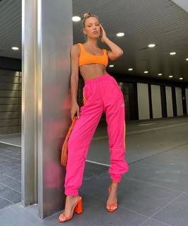 Jessica Goicoechea feet photo thumbnail