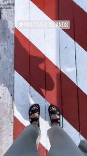 Jessica Goicoechea feet photo thumbnail