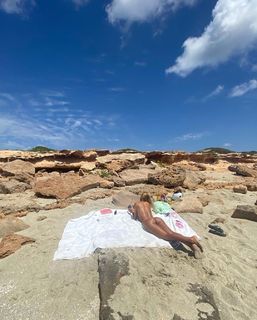 Jessica Goicoechea feet photo thumbnail