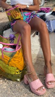 Jessica Goicoechea feet photo thumbnail