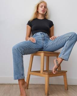 Jessica Goicoechea feet photo thumbnail