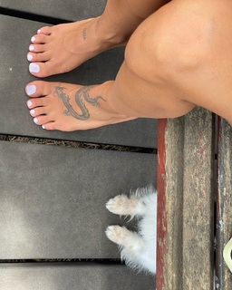 Jessica Goicoechea feet photo thumbnail