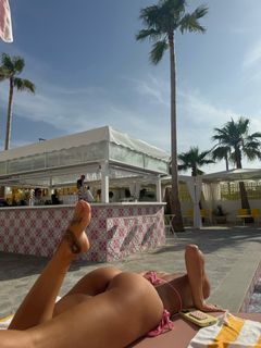 Jessica Goicoechea feet photo thumbnail