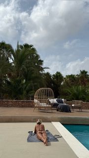 Jessica Goicoechea feet photo thumbnail