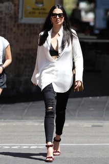 Jessica Gomes feet photo thumbnail
