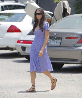 Jessica Gomes feet photo thumbnail