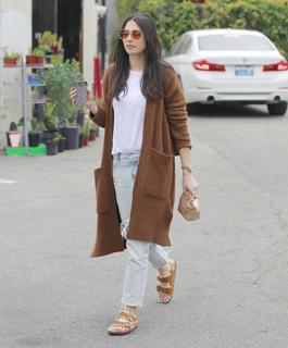 Jessica Gomes feet photo thumbnail