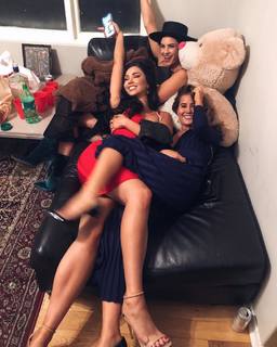 Jessica Green feet photo thumbnail