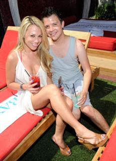 Jessica Hall feet photo 4