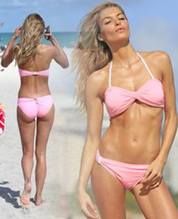 Jessica Hart feet photo thumbnail