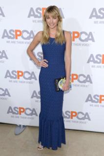 Jessica Hart feet photo thumbnail