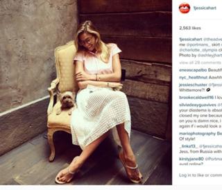 Jessica Hart feet photo thumbnail