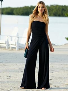 Jessica Hart feet photo thumbnail