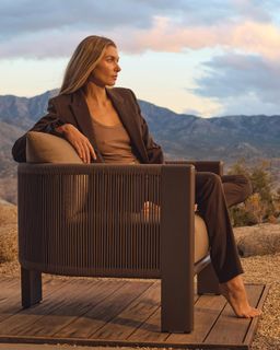 Jessica Hart feet photo 3