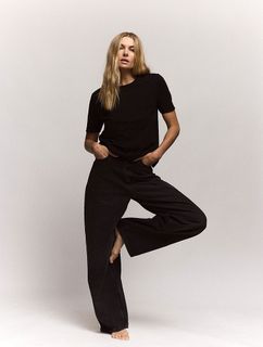 Jessica Hart feet photo 6